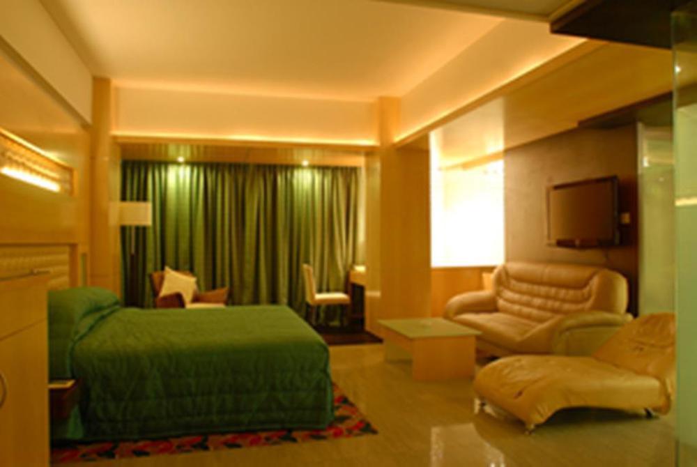 Hotel Peninsula Grand Bombay Habitación foto